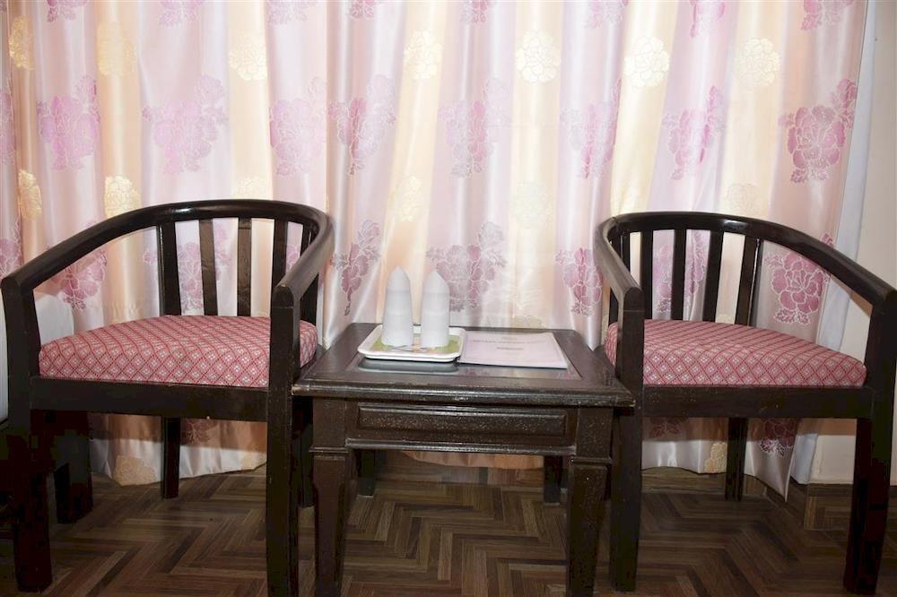 Hotel Center Lake 포카라 외부 사진